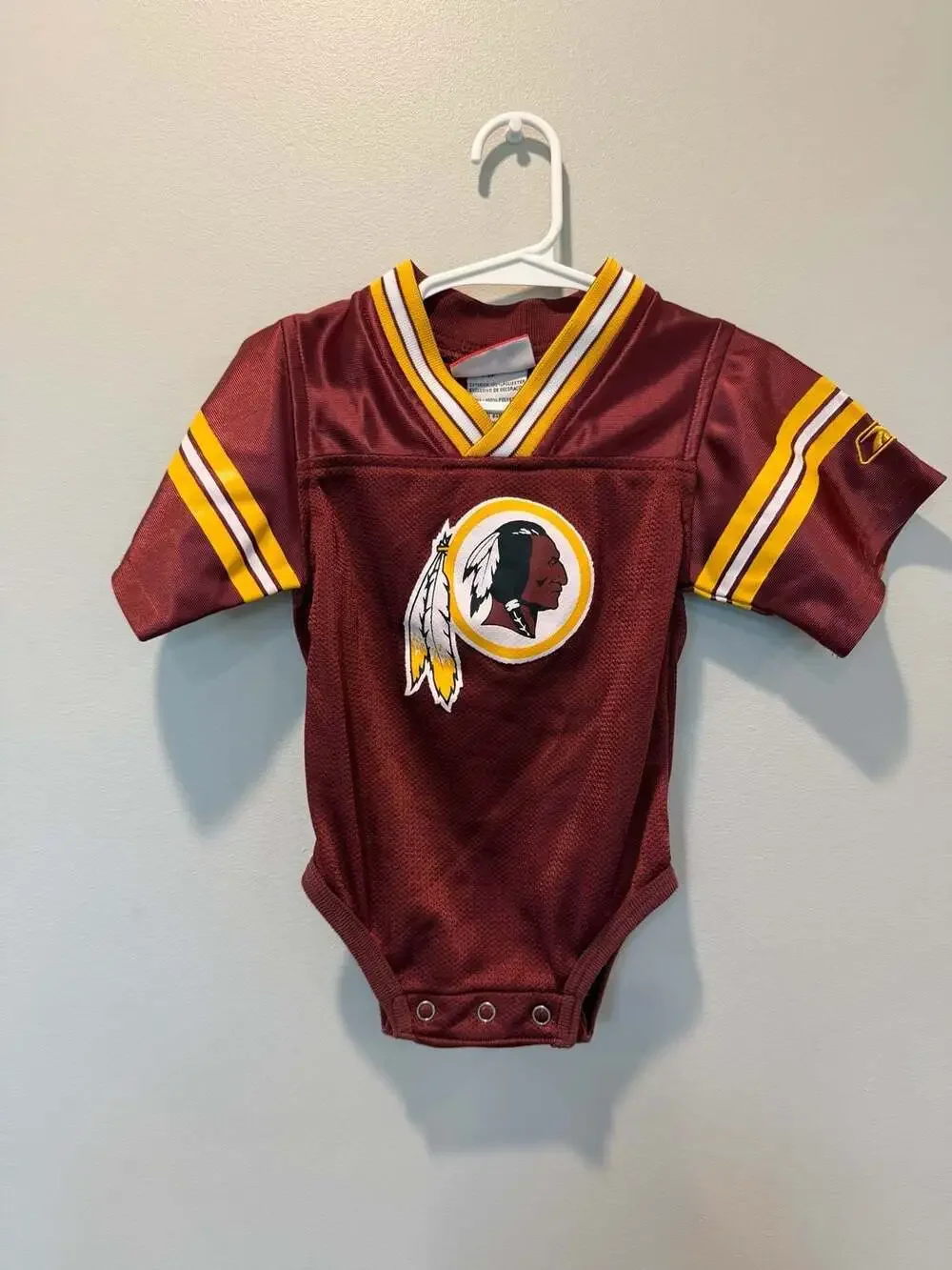 Reebok Washington Redskins Bodysuit and Pants Set Burgundy Gold